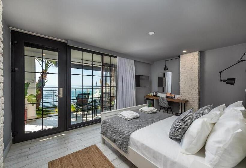 סוויטת פרמיום עם נוף לים, White City Resort Hotel   Ultra All Inclusive