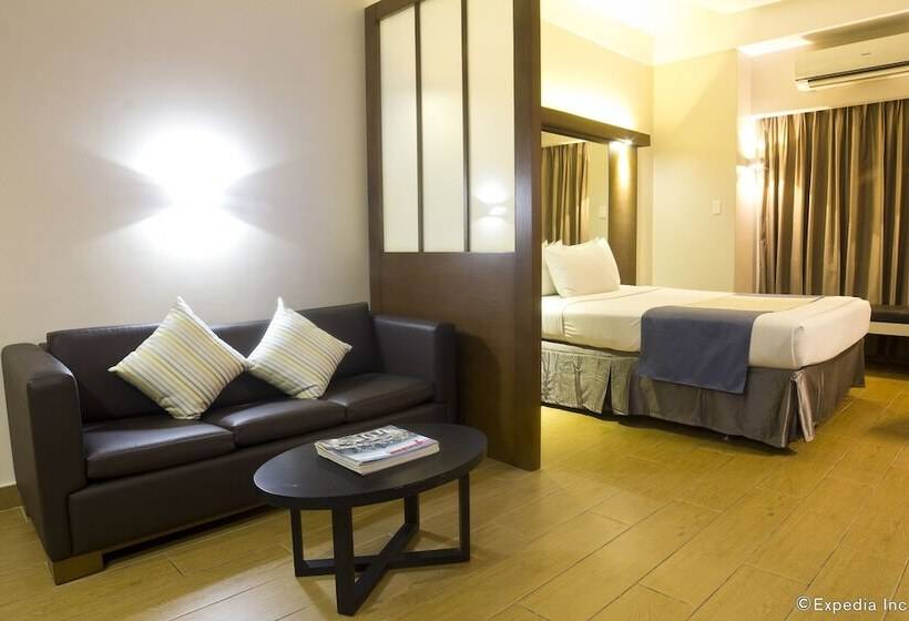 스위트, Microtel By Wyndham Acropolis