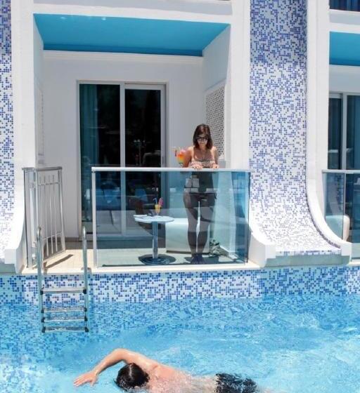 Номер Стандарт Вид на Бассейн, Ocean Blue High Class Hotel & Spa