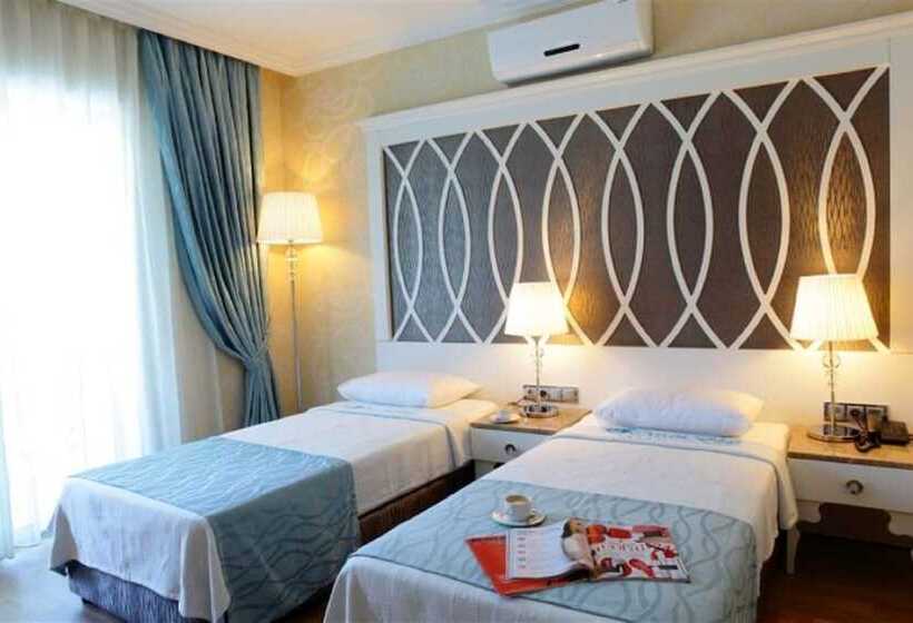 Номер Стандарт Вид на Бассейн, Ocean Blue High Class Hotel & Spa