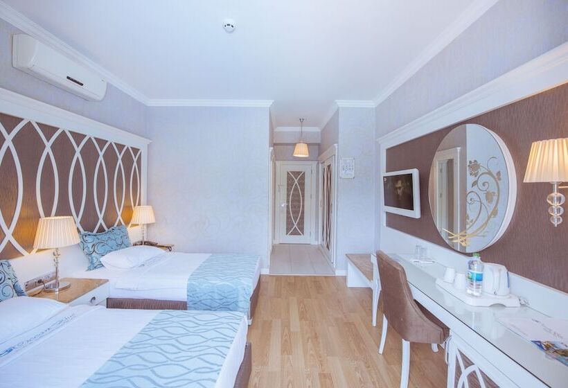 Номер Стандарт Вид на Бассейн, Ocean Blue High Class Hotel & Spa