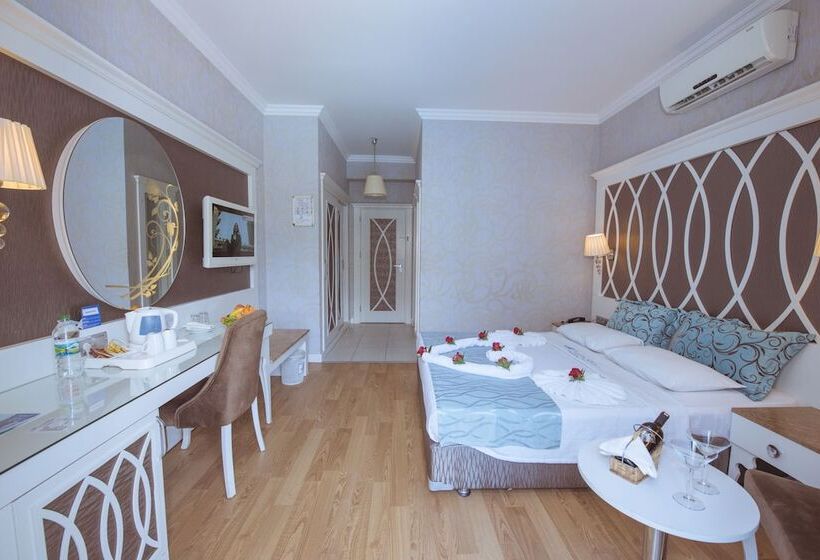 Номер Стандарт Вид на Бассейн, Ocean Blue High Class Hotel & Spa