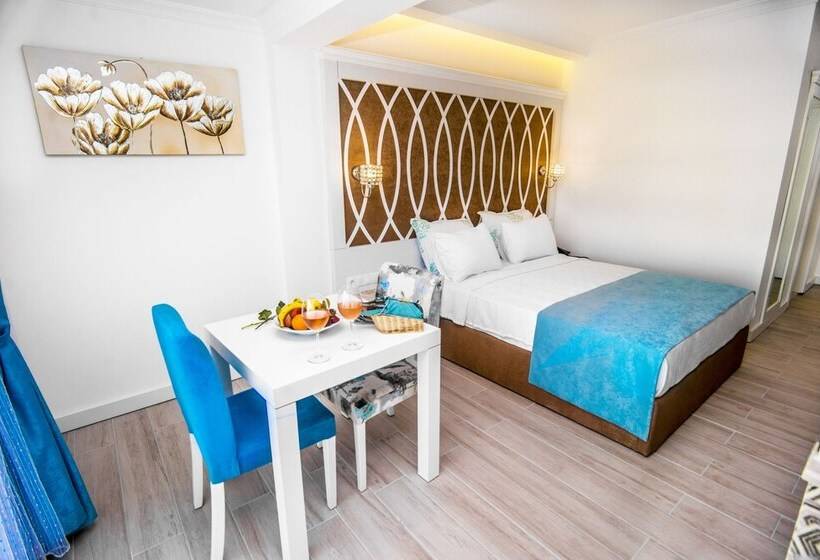 Номер Deluxe с Гидромассажем, Ocean Blue High Class Hotel & Spa