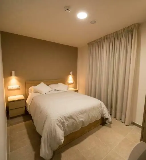 اتاق استاندارد, Hostal Martínez