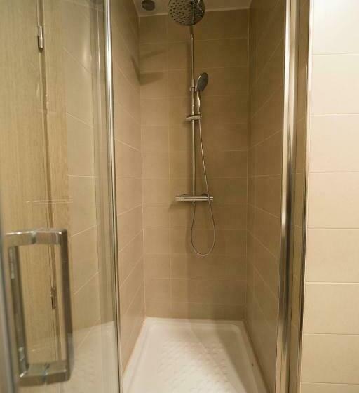 اتاق استاندارد, Hostal Martínez