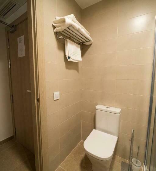 اتاق استاندارد, Hostal Martínez