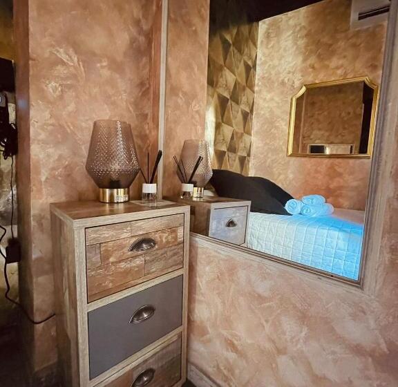 스탠다드 발코니 룸, Utopía Alicante   Hotel Boutique Para Adultos