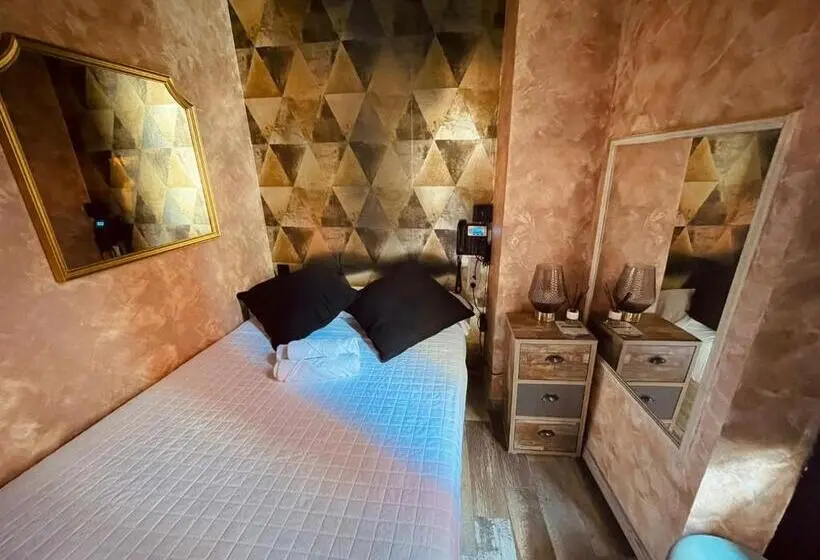 اتاق استاندارد با بالکن, Utopía Alicante   Hotel Boutique Para Adultos