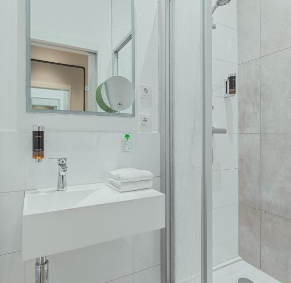 家庭间, Bs Boutique