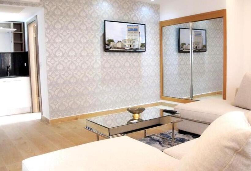 Suite Presidencial, Delphin Nouadhibou