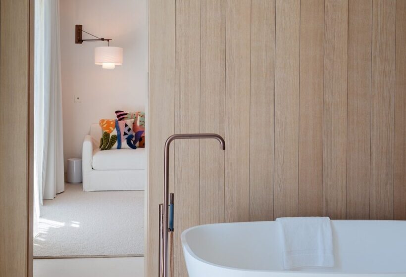 سوییت, The Standard, Ibiza