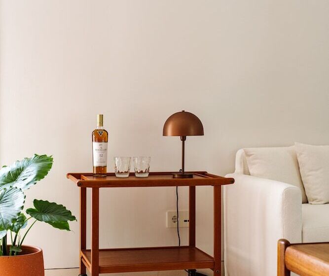 سوییت, The Standard, Ibiza