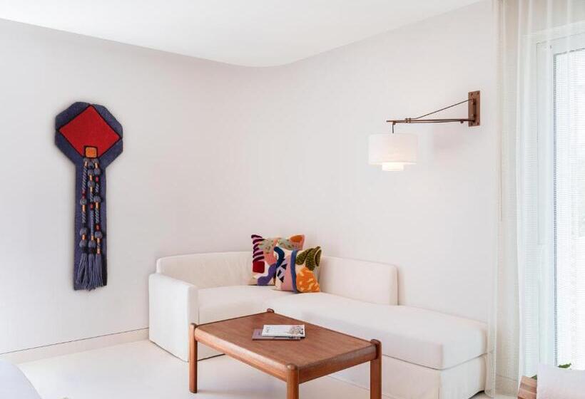 سوئیت با تخت بزرگ, The Standard, Ibiza