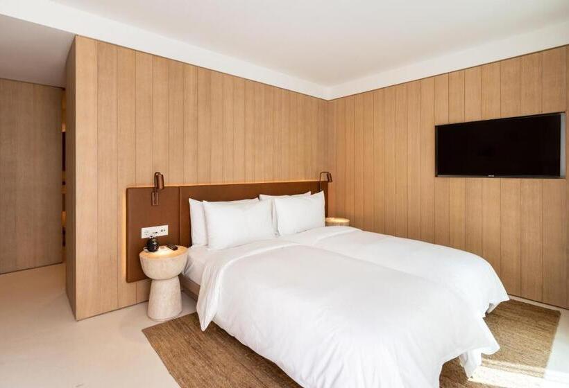 اتاق استاندارد, The Standard, Ibiza