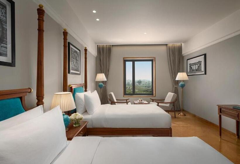 디럭스 룸, Time Square Resort & Spa Bhuj