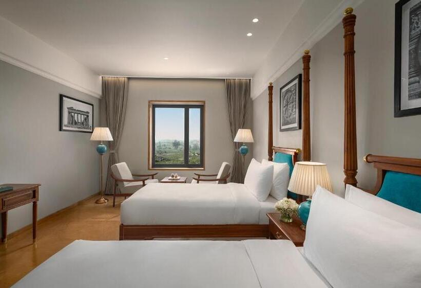 Номер Deluxe, Time Square Resort & Spa Bhuj