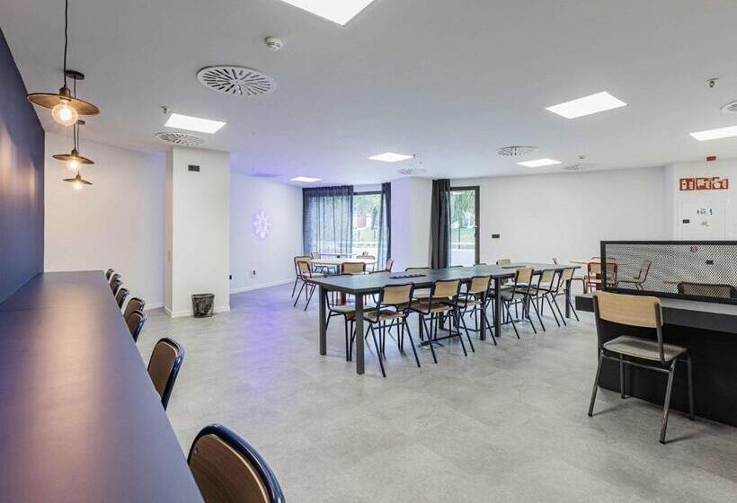 غرفة قياسية فردية, Micampus Santander Student Residence