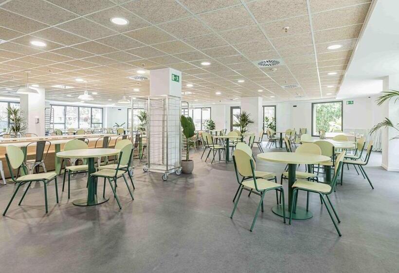 شقة 3 غرف, Micampus Santander Student Residence