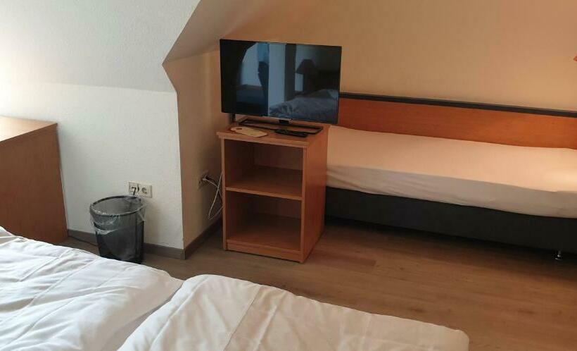 スタンダードトリプルルーム, Landhaus Ellernkrug