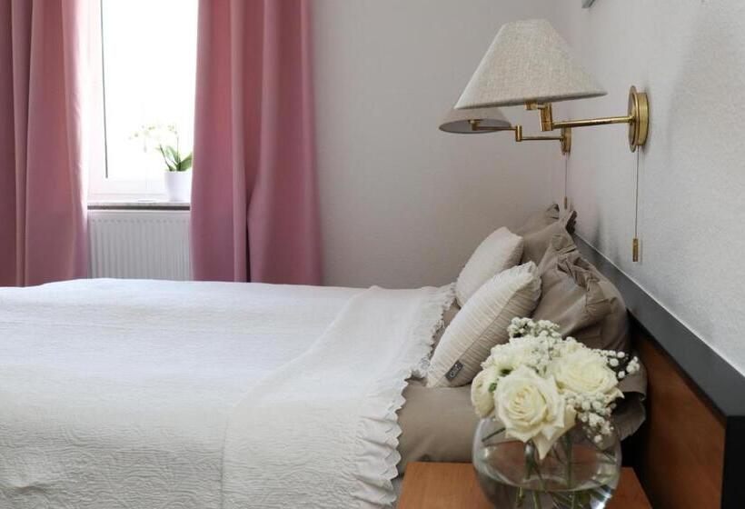 ガーデンビュースタンダードルーム, Landhaus Ellernkrug