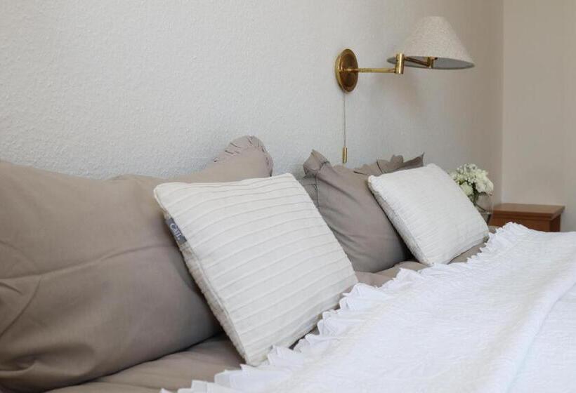 スタンダードトリプルルーム, Landhaus Ellernkrug