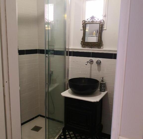 חדר סטנדרט לשלושה, Bouquet Di Note