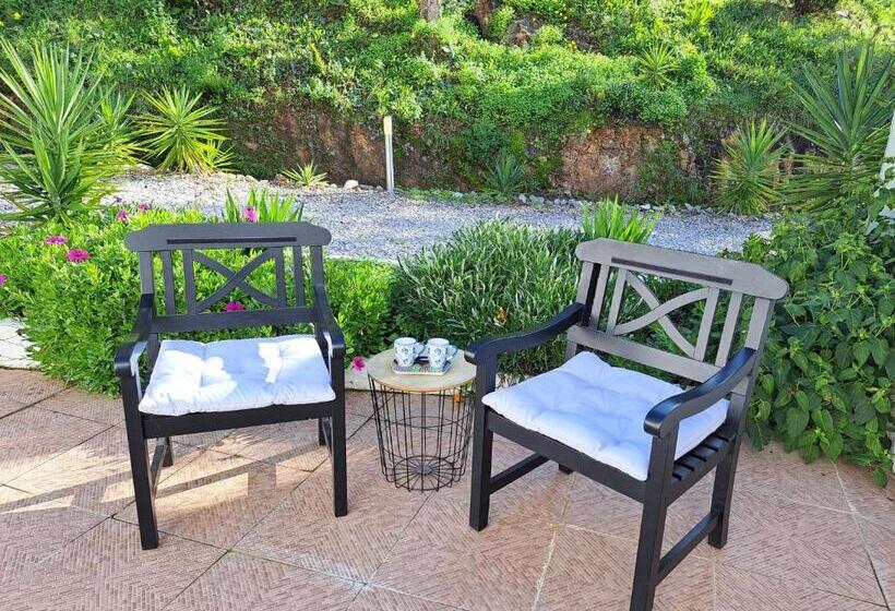 חדר אקונומי, Casa Rochinha