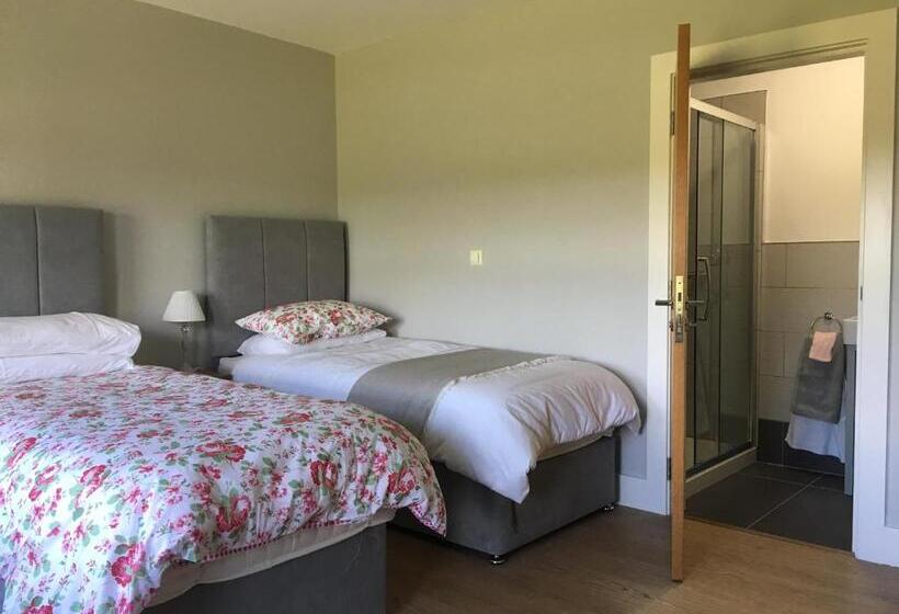 חדר סטנדרט, Ferney House