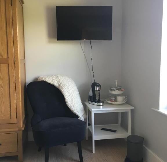 חדר סטנדרט, Ferney House