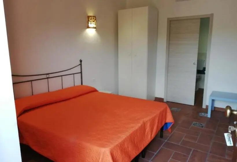 スタンダードトリプルルーム, Ludomar Country Residence   Rooms & Apartments