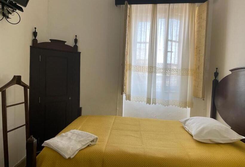 اتاق استاندارد با سرویس بهداشتی مشترک, Casa Palma