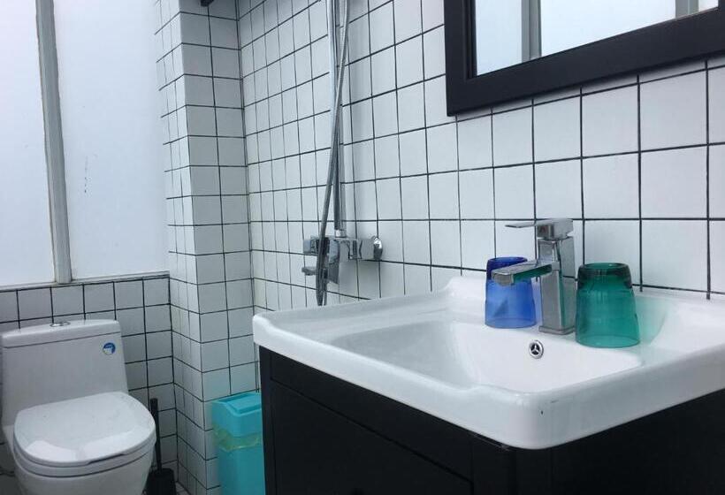 חדר דלוקס, 97 Rock Hostel