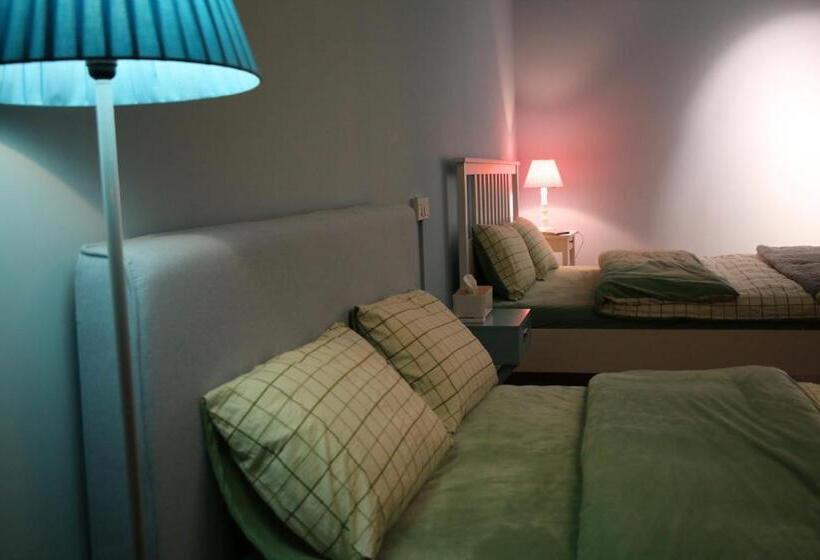 豪华房间, 97 Rock Hostel