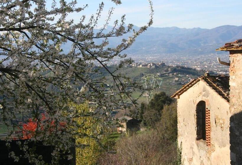 غرفة قياسية رباعية, B&b La Rocca