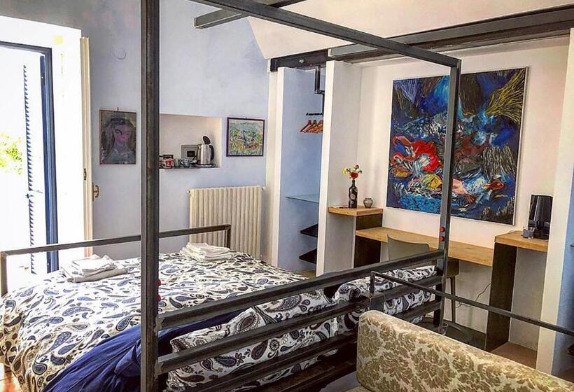 オーシャンビュースイート, Casa Flora B&b