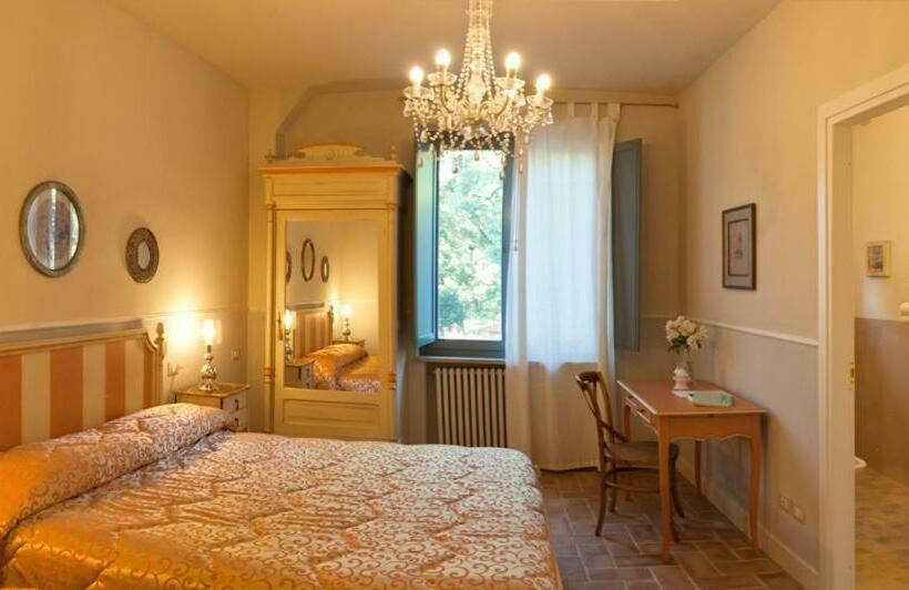 غرفة قياسية, Giardino Dei Sugheri