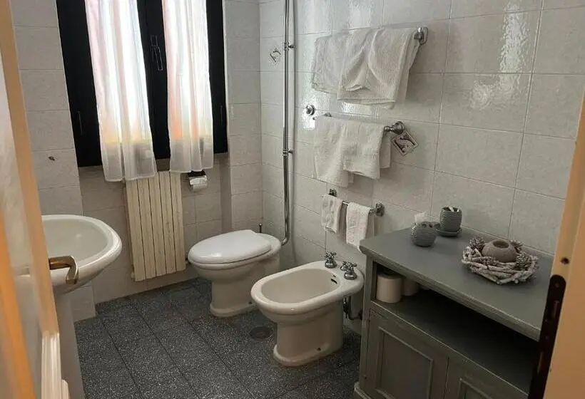 キングサイズベッドのスタンダードルーム, Agriturismo Montefosco