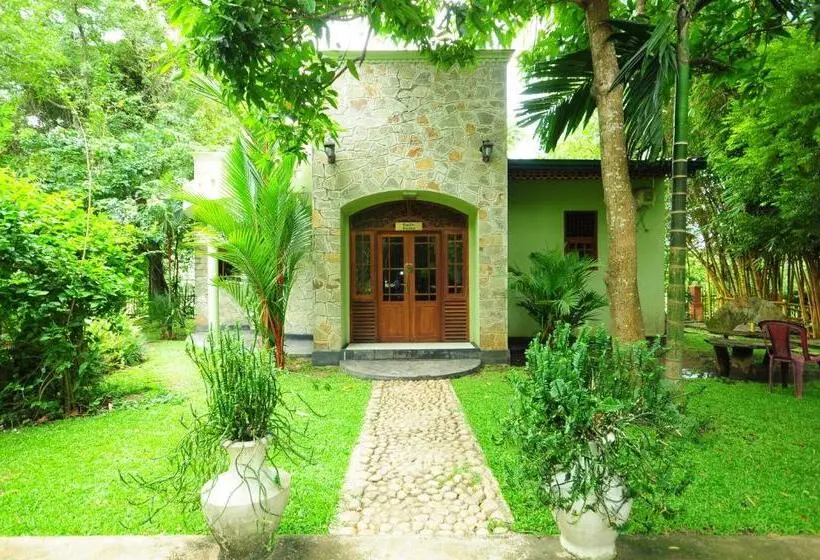 スーペリアトリプルルーム, Sobana Lake Resort