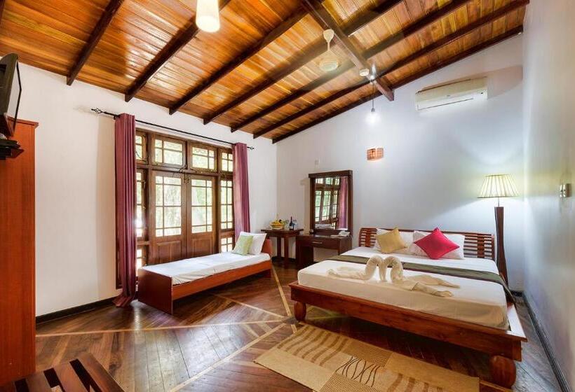 수피리어 트리플 룸, Sobana