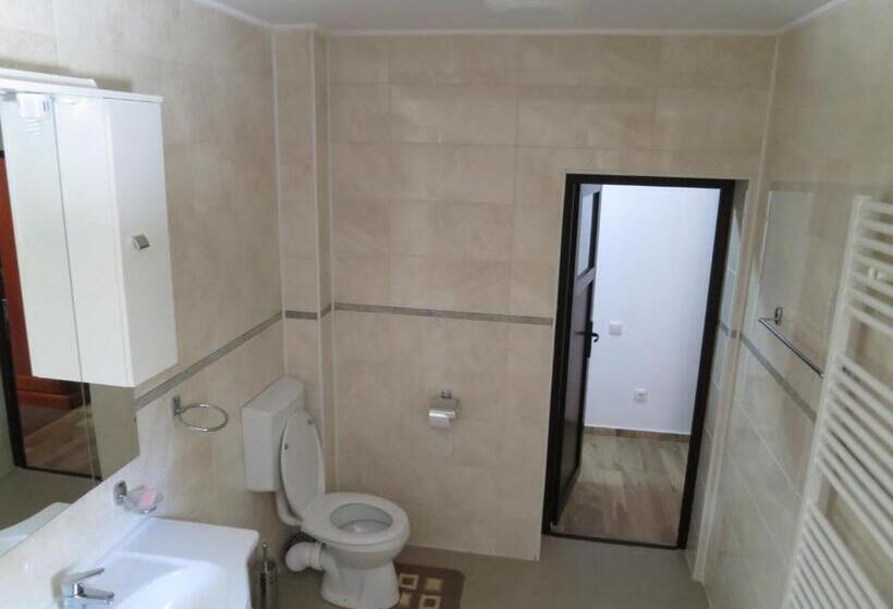 Номер Superior, Cetina