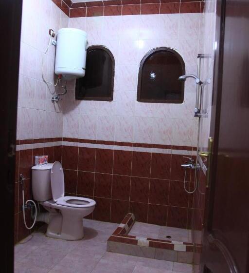 اتاق استاندارد سه نفره, Western Desert Hotel & Safari