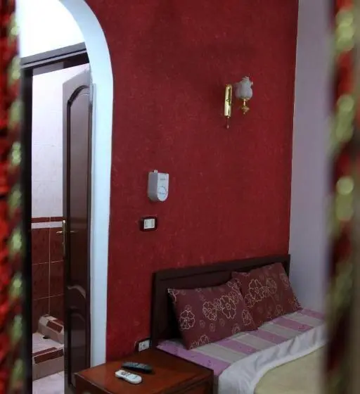 اتاق استاندارد, Western Desert Hotel & Safari