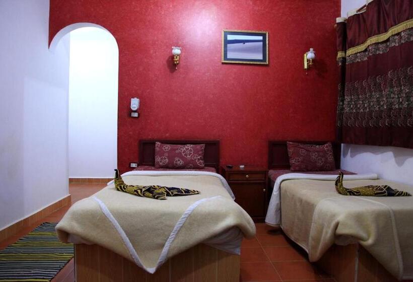 اتاق استاندارد, Western Desert Hotel & Safari