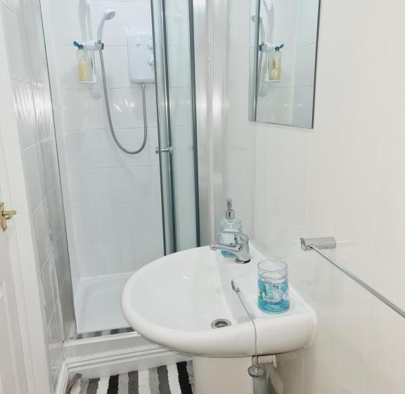 Семейный Номер, Dalry Guesthouse