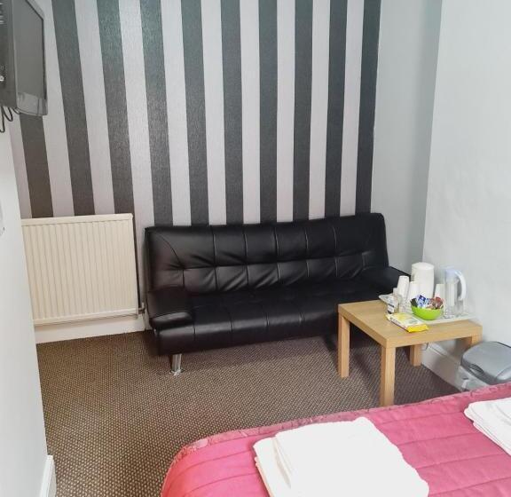 Номер Стандарт, Dalry Guesthouse