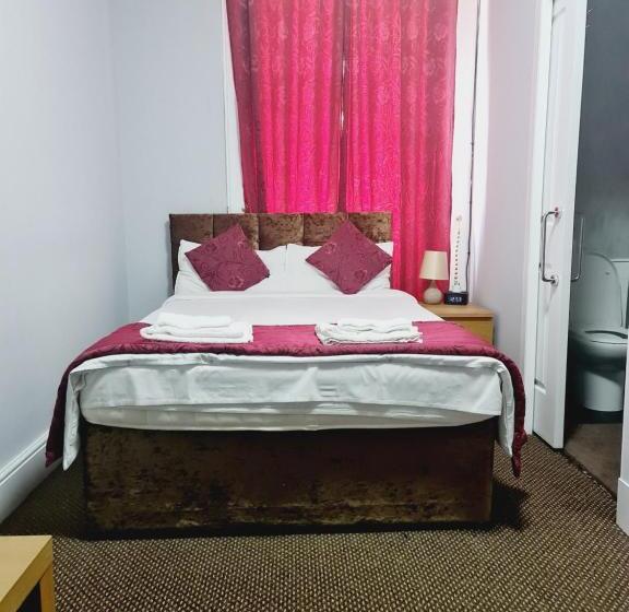 Номер Стандарт, Dalry Guesthouse