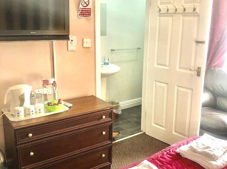 Семейный Номер, Dalry Guesthouse