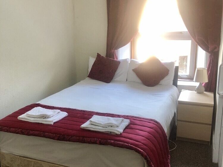 Номер Стандарт, Dalry Guesthouse