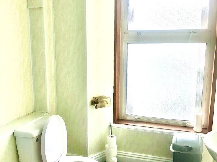 חדר סטנדרט חדר אמבטיה משותף, Dalry Guesthouse