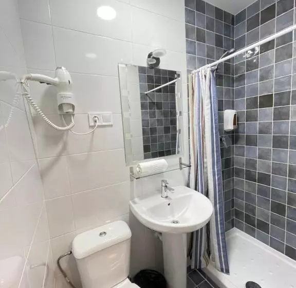اتاق عادی یک تخته, Hostal Oliver
